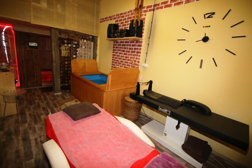 Hrazdeny Statek Mytinka Guest House ภายนอก รูปภาพ